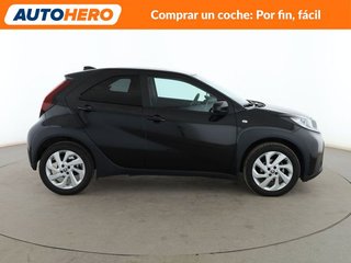 Toyota Aygo X Cross 1.0 Play