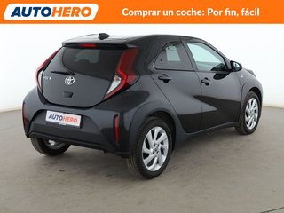 Toyota Aygo X Cross 1.0 Play