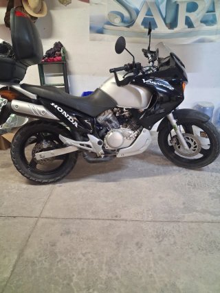 Honda Varadero 125cc Moto