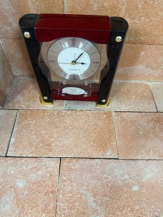 Reloj de sobremesa Quartz