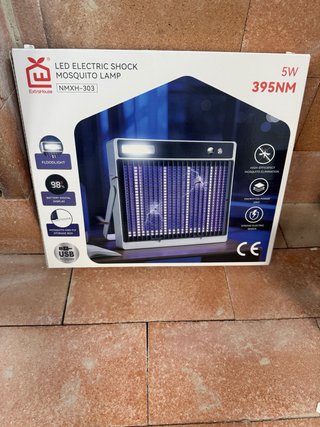 Lámpara LED Eléctrica Anti Mosquitos 5W