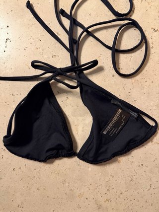 Top bikini Zara con pedrería Talla S