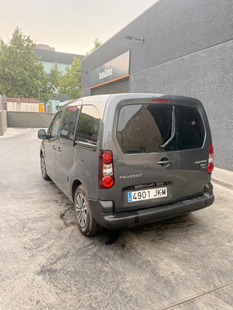 Peugeot Partner 2015 - foto 1