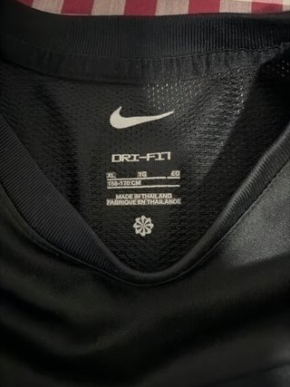 Conjunto Deportivo Nike Negro y Dorado