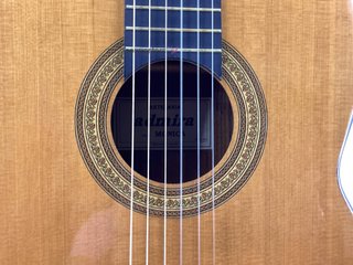 guitarra clasica admira monica