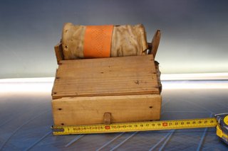 Mundillo de rodillo para bolillos. Bolillero.