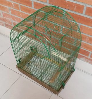 Jaula para pájaros completa