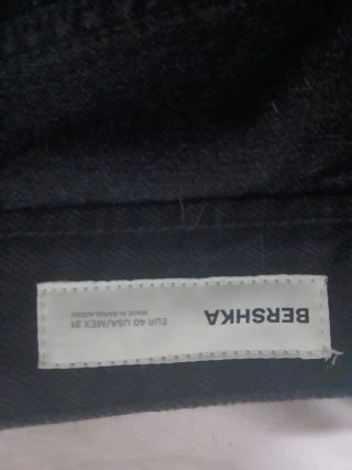 Bershka Jeans Neobarrel Bordado Negro