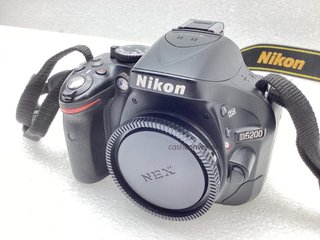 camara digital reflex nikon d5200