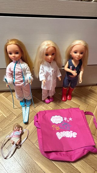 Muñecas Nancy y bebe y accesorios