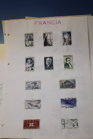 Sellos del mundo en los años 40.