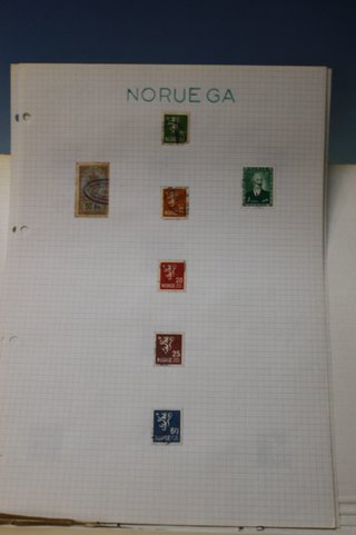 Sellos del mundo en los años 40.