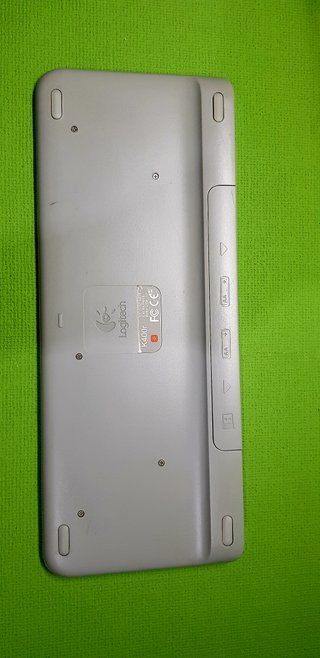 Teclado Inalámbrico Logitech K400 Plus TV