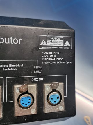 2 way dmx distributor. Contest Split-2