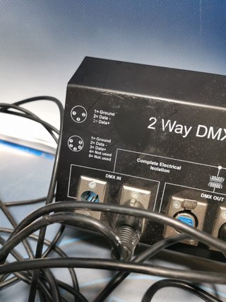 2 way dmx distributor. Contest Split-2