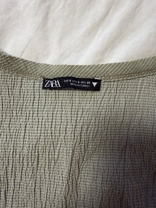 Camiseta Zara Verde Talla S