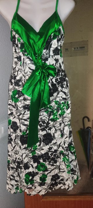 Vestido fiesta floral tirantes verde