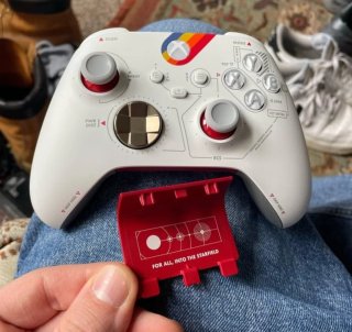 Xbox series mando edición limitada starfield