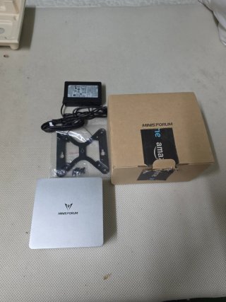 Mini PC MinisForum Ryzen 7 16GB DDR5 512GB SSD