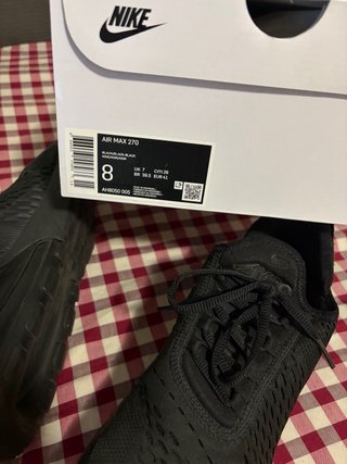 Nike Air Max 270 Negras Talla 41