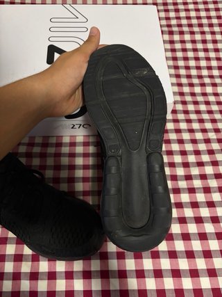 Nike Air Max 270 Negras Talla 41