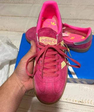 Adidas Spezial Rosa y Dorado