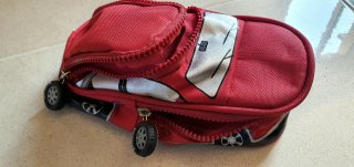 Estuche escolar diseño coche rojo