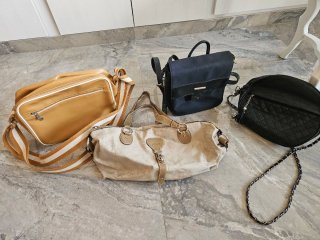 Lote 4 bolsos: negro, dorado