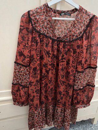 Vestido estampado floral y de pájaros