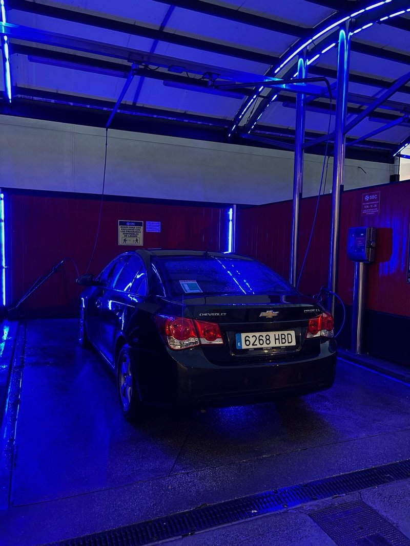 Chevrolet Cruze LS 2010 - foto 1