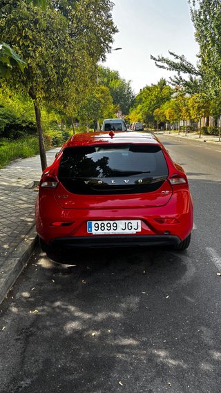 Volvo V40 2015