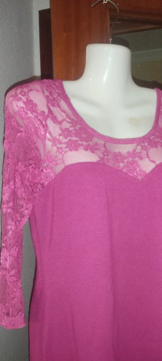 Blusa Fucsia Encaje Manga 3/4