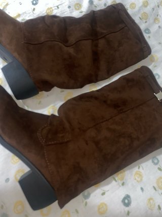 Botas café gamuza