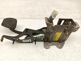 PEDAL FRENO RENAULT KANGOO II (F/KW0) K9K802 8200