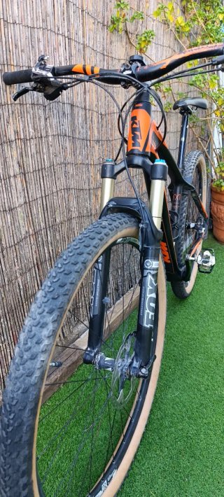 KTM Carbono Rígida rueda 29