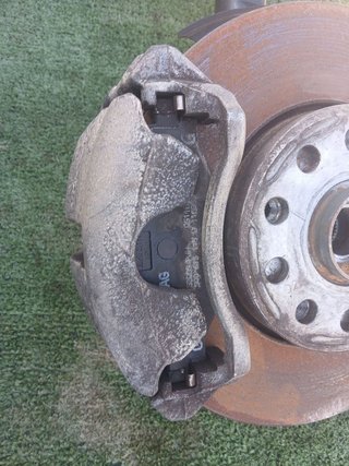 PINZA DE FRENO DELANTERA DERECHA Volkswagen Caddy Profesional (SA)(03.2015->2020)