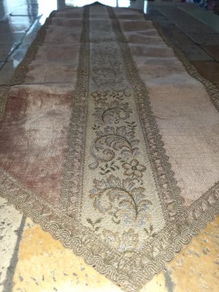 Runner vintage elegante
