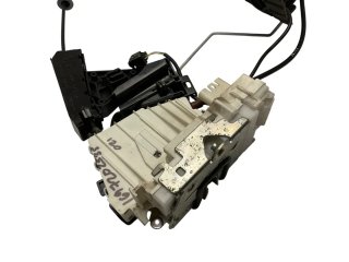Cerradura del izq Mercedes W245 W169