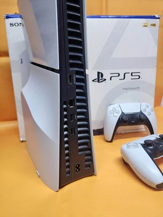 PlayStation 5 Slim Blanca