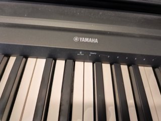 Piano Yamaha digital P-45