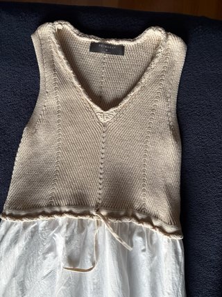 Vestido largo beige y blanco