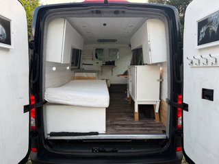 Alquiler Volkswagen Crafter 35 DSG 4Motion – Campe