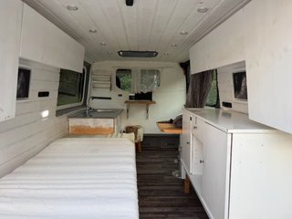 Alquiler Volkswagen Crafter 35 DSG 4Motion – Campe