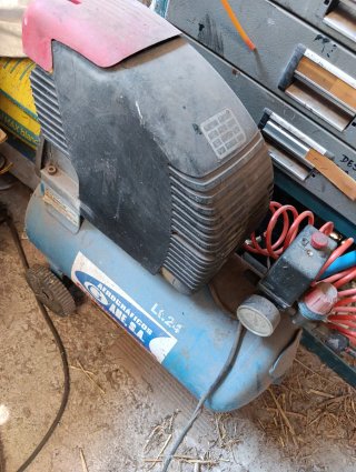 Compresor de aire 24L AMESA