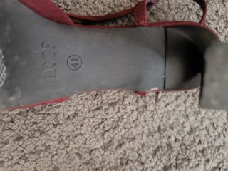 Zapatos de salón granate