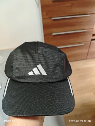Gorra Adidas Negra 4 Paneles