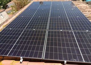 Instalación de placas solares, cargadores