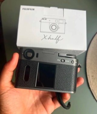 Fujifilm Xhalf Cámara Negra