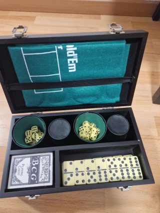 Set de dados y dominó