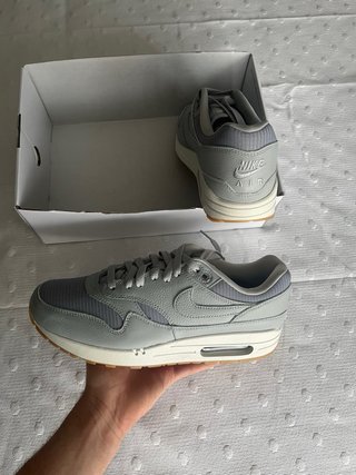 Nike Air Max 1 ByYou Grises